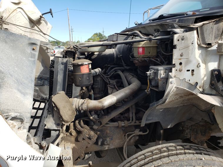 image for item DG7516 2000 Ford F750 Super Duty dump truck