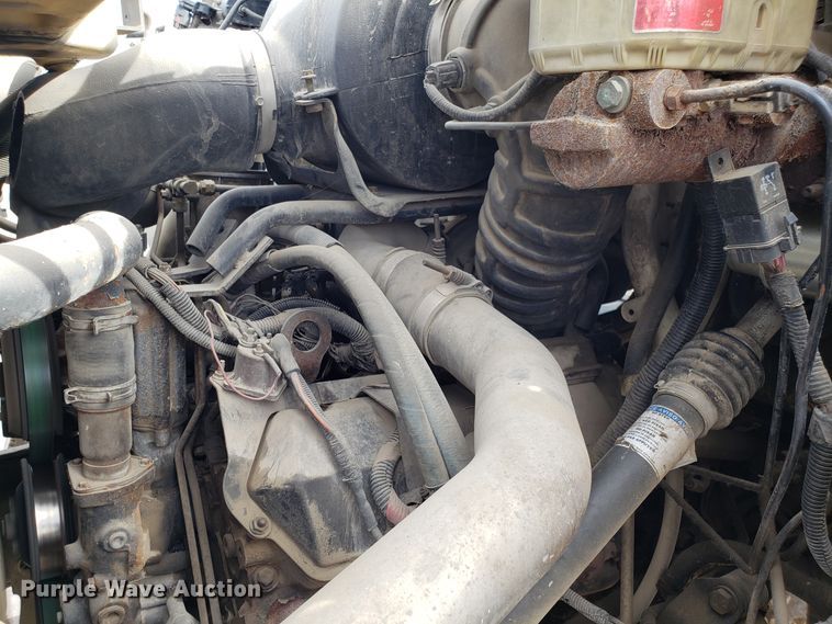 image for item DG7516 2000 Ford F750 Super Duty dump truck