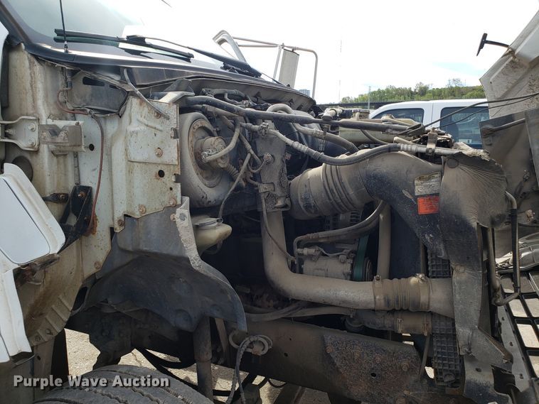 image for item DG7516 2000 Ford F750 Super Duty dump truck