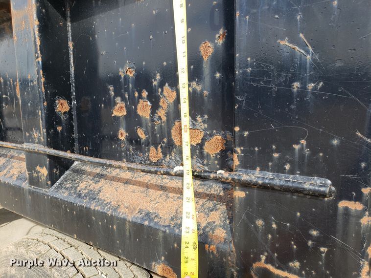 image for item DG7516 2000 Ford F750 Super Duty dump truck