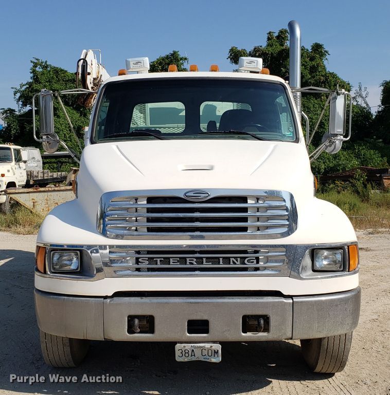 image for item DG7535 2006 Sterling Acterra service truck with crane
