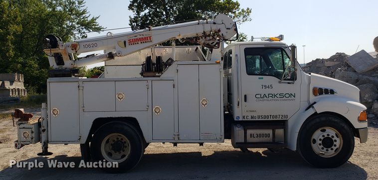 image for item DG7535 2006 Sterling Acterra service truck with crane