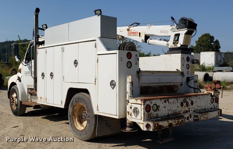 image for item DG7535 2006 Sterling Acterra service truck with crane