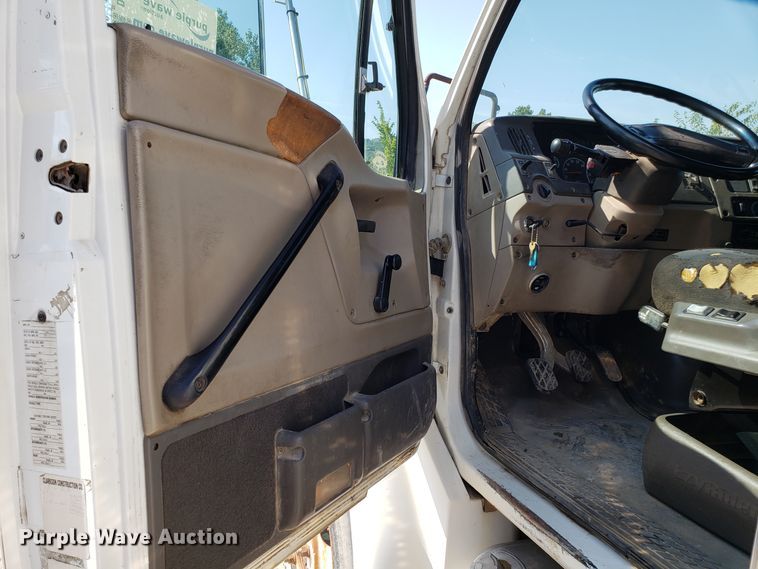 image for item DG7535 2006 Sterling Acterra service truck with crane