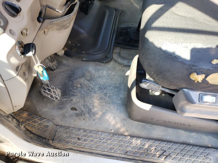 image for item DG7535 2006 Sterling Acterra service truck with crane