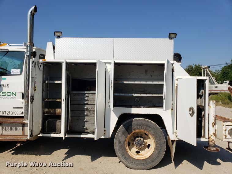 image for item DG7535 2006 Sterling Acterra service truck with crane