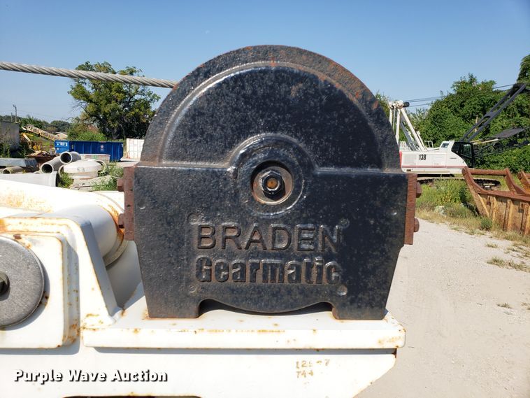 image for item DG7535 2006 Sterling Acterra service truck with crane