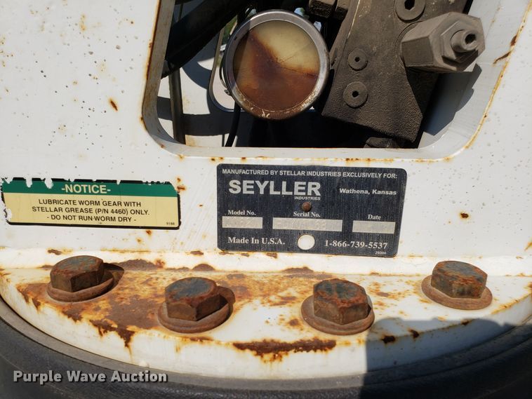 image for item DG7535 2006 Sterling Acterra service truck with crane