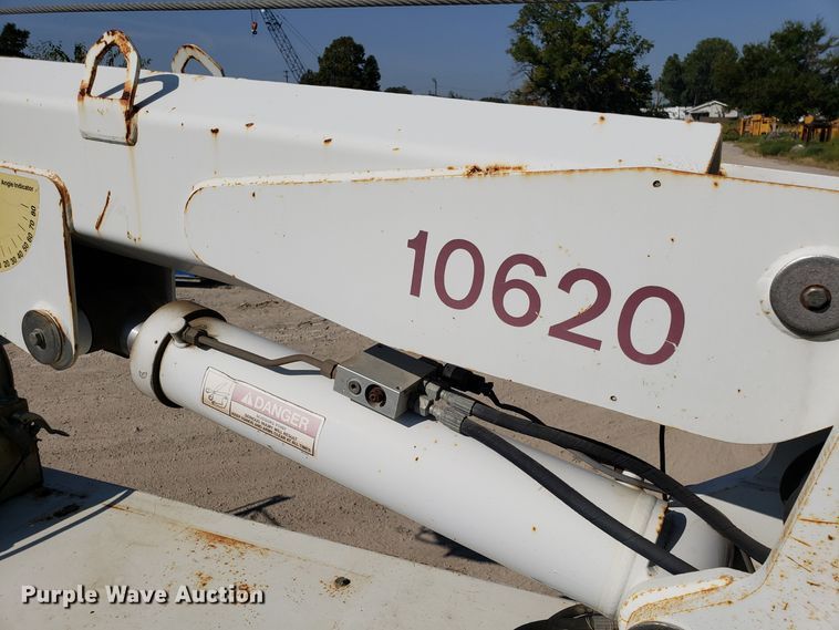 image for item DG7535 2006 Sterling Acterra service truck with crane