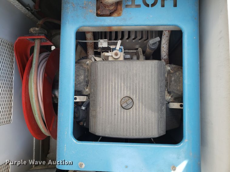 image for item DG7535 2006 Sterling Acterra service truck with crane