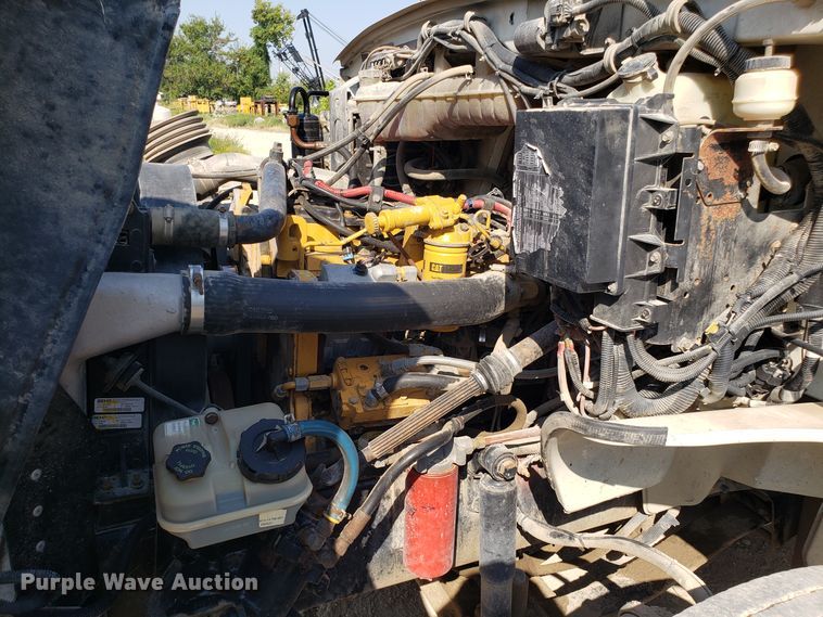 image for item DG7535 2006 Sterling Acterra service truck with crane