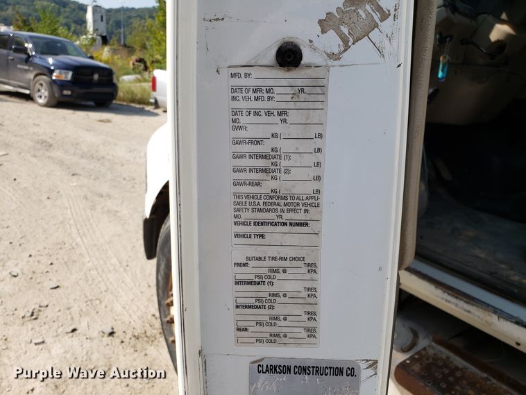 image for item DG7535 2006 Sterling Acterra service truck with crane