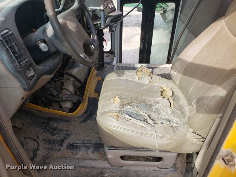 image for item DG7539 1998 GMC Savana G3500 school bus