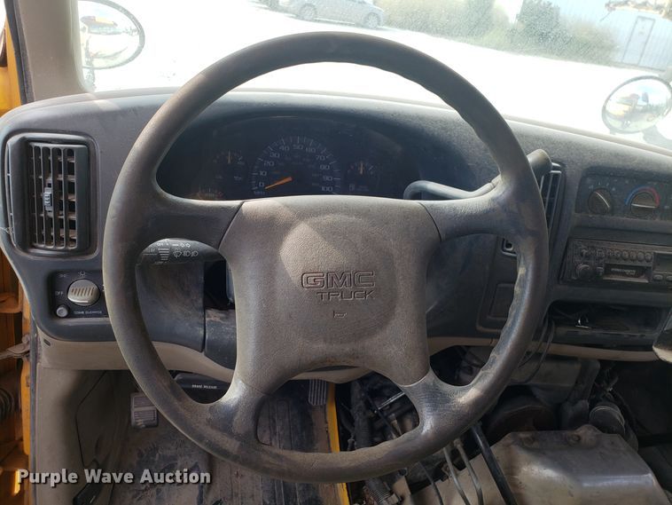 image for item DG7539 1998 GMC Savana G3500 school bus