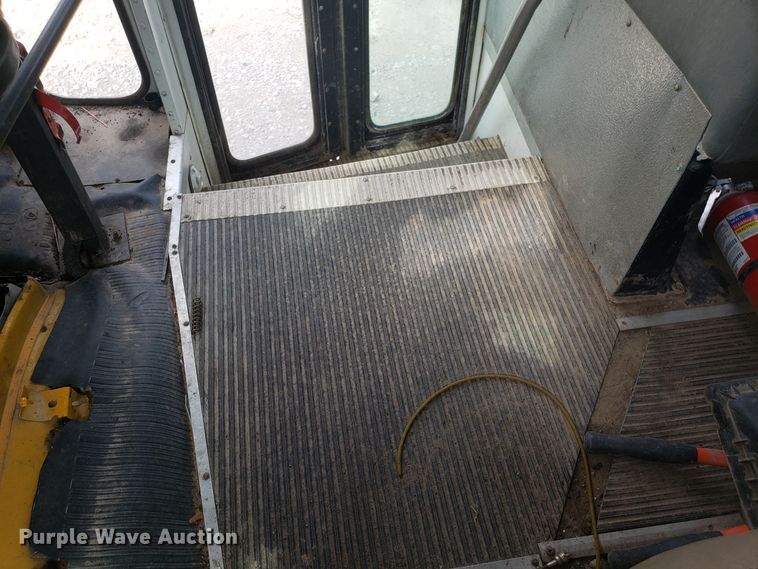 image for item DG7539 1998 GMC Savana G3500 school bus