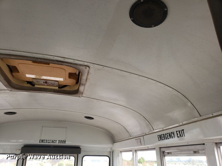 image for item DG7539 1998 GMC Savana G3500 school bus