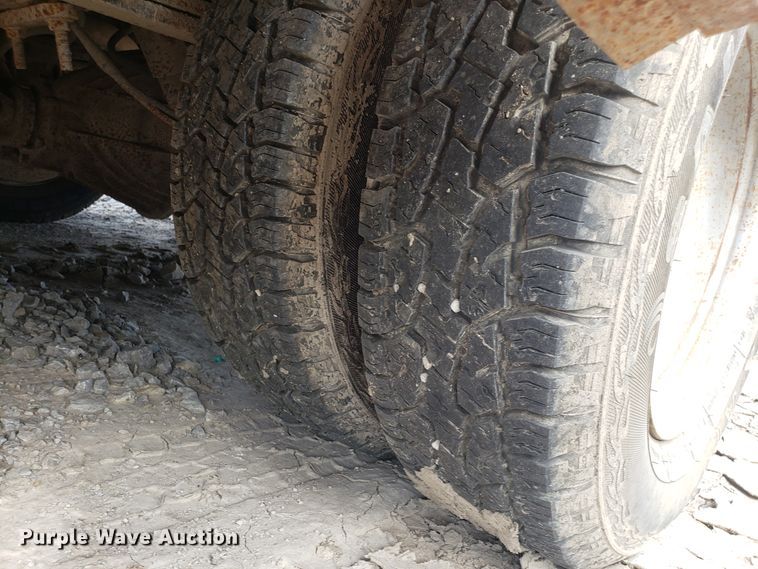 image for item DG7539 1998 GMC Savana G3500 school bus