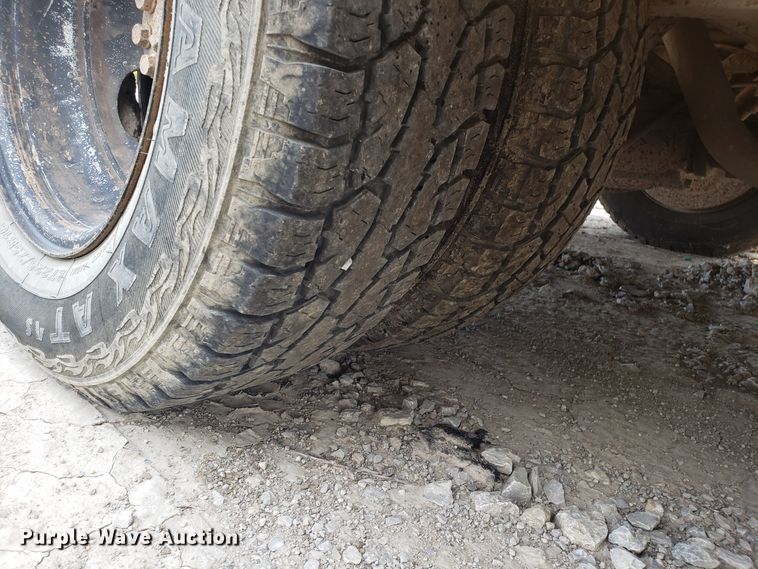 image for item DG7539 1998 GMC Savana G3500 school bus