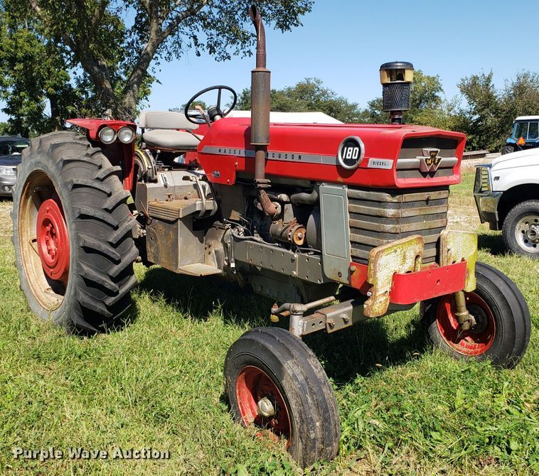 image for item DG7572 Massey Ferguson 180 tractor