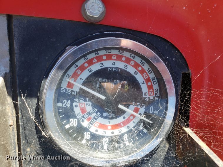 image for item DG7572 Massey Ferguson 180 tractor