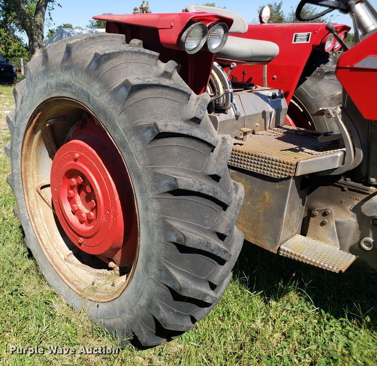 image for item DG7572 Massey Ferguson 180 tractor