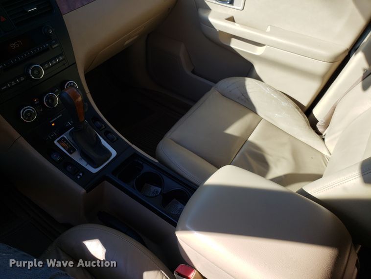 image for item DG7599 2007 Suzuki XL-7