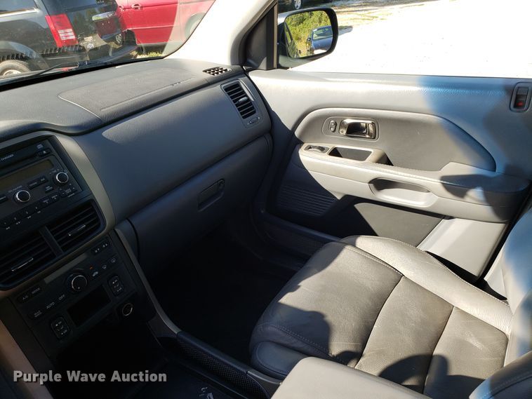 image for item DG7604 2006 Honda Pilot EX