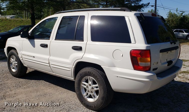 image for item DG7609 2002 Jeep Grand Cherokee SUV