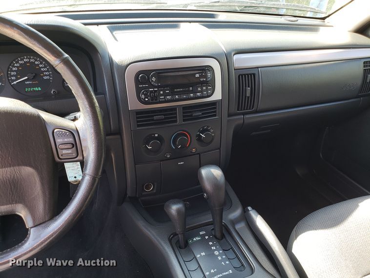 image for item DG7609 2002 Jeep Grand Cherokee SUV