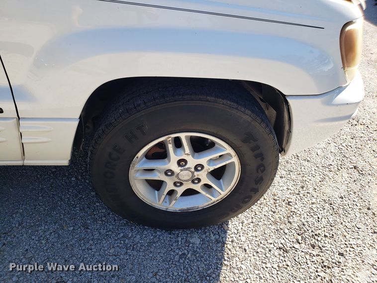 image for item DG7609 2002 Jeep Grand Cherokee SUV