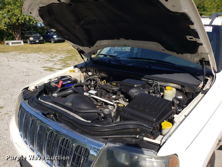 image for item DG7609 2002 Jeep Grand Cherokee SUV