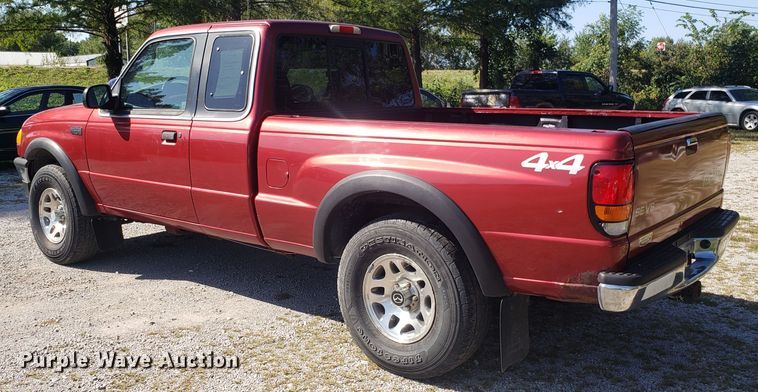 image for item DG7610 1998 Mazda B4000 Cab Plus pickup truck