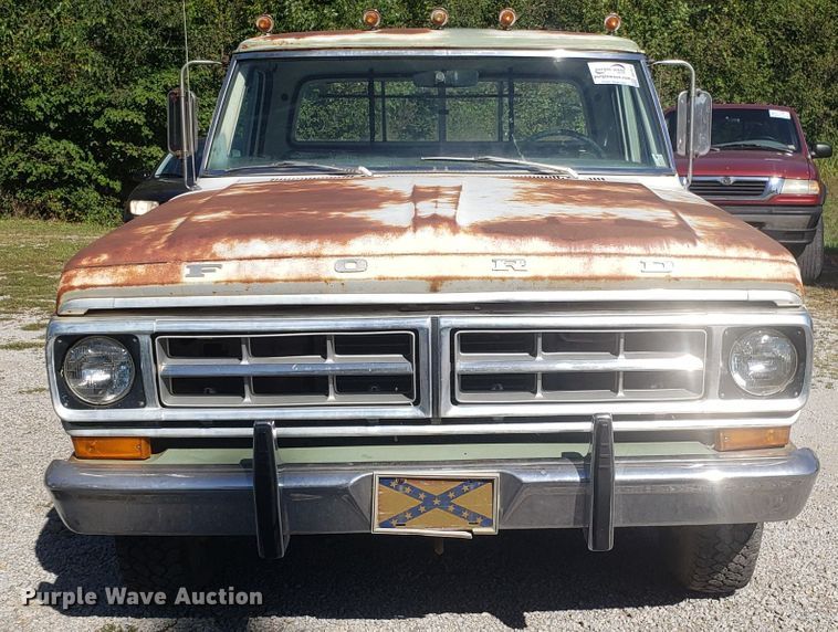 image for item DG7611 1971 Ford F250 Custom pickup truck