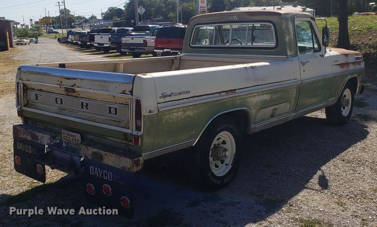 image for item DG7611 1971 Ford F250 Custom pickup truck