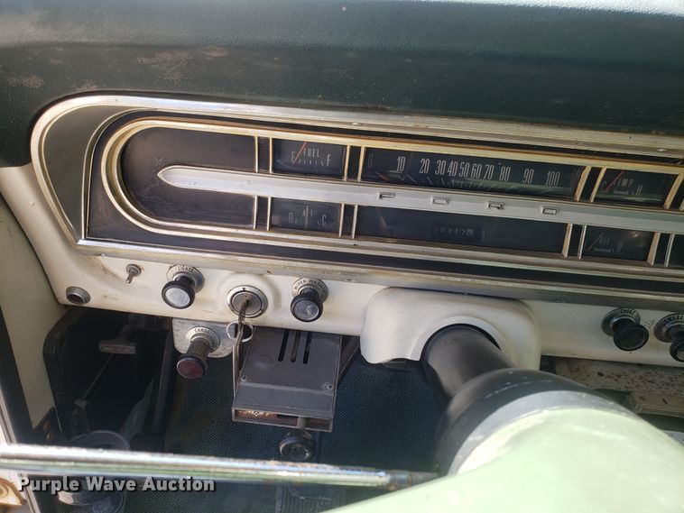 image for item DG7611 1971 Ford F250 Custom pickup truck