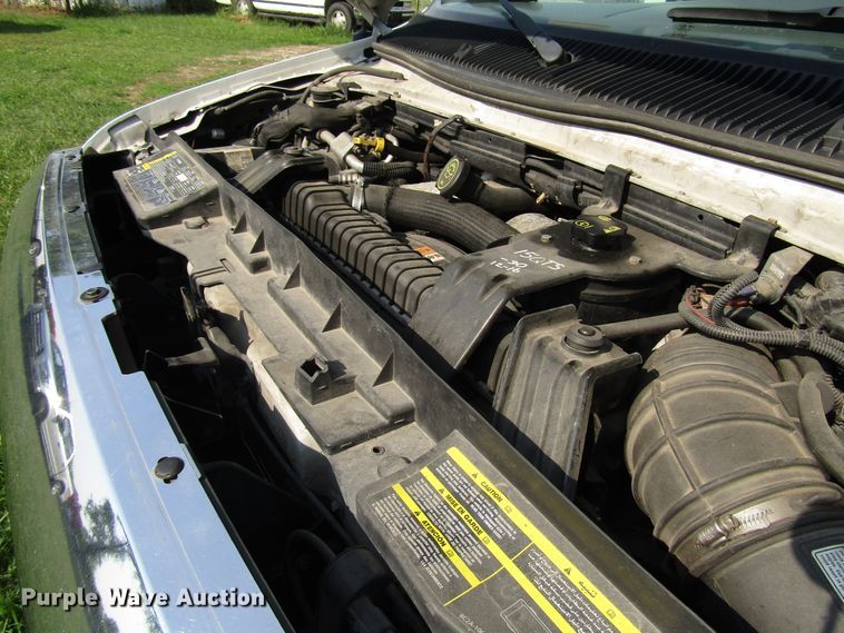 image for item DG8159 2008 Ford E450 ambulance