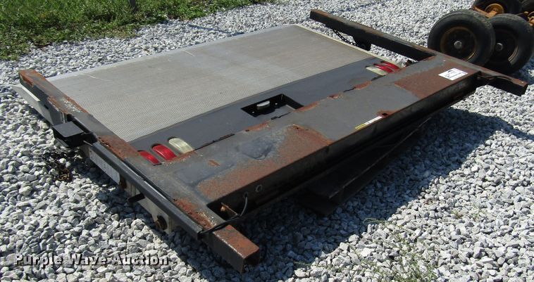 image for item DG8169 Tommy Gate 89A end gate lift