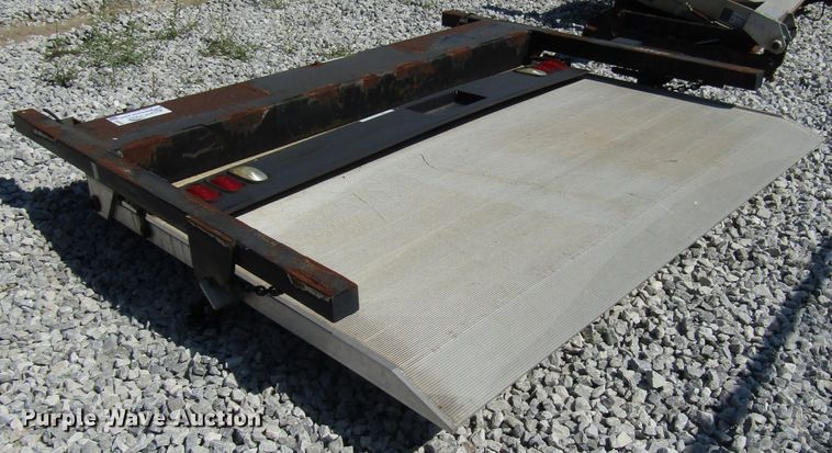 image for item DG8169 Tommy Gate 89A end gate lift