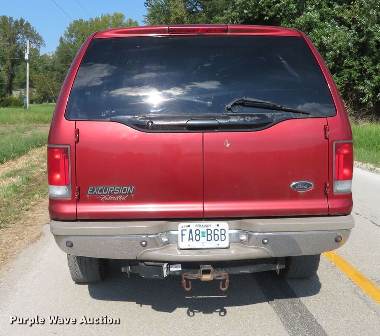 image for item DH1564 2000 Ford Excursion Limited SUV