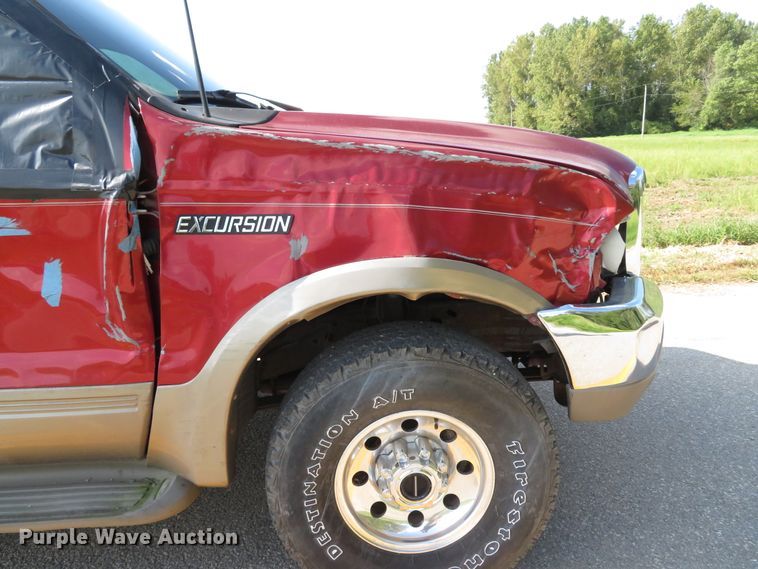 image for item DH1564 2000 Ford Excursion Limited SUV