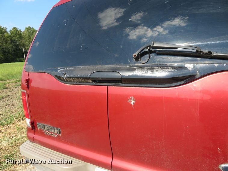 image for item DH1564 2000 Ford Excursion Limited SUV