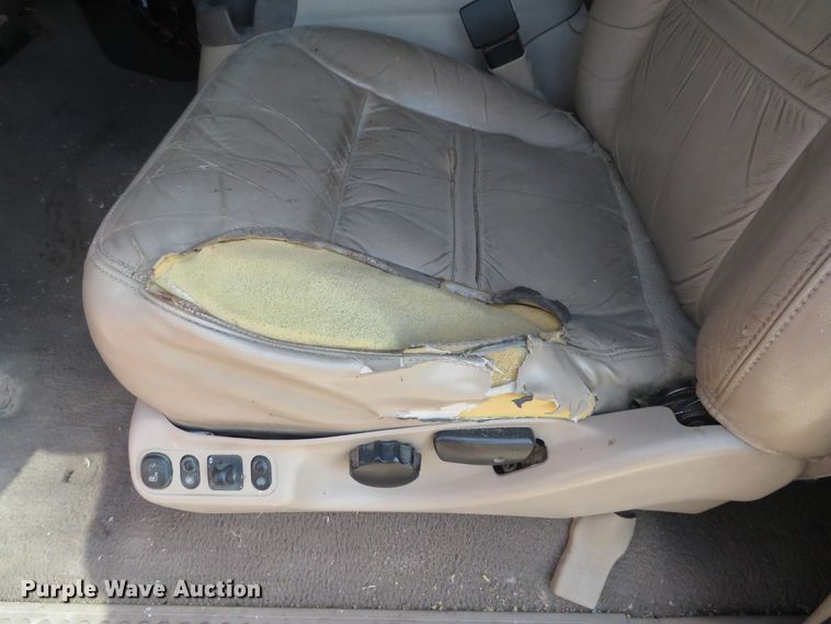 image for item DH1564 2000 Ford Excursion Limited SUV