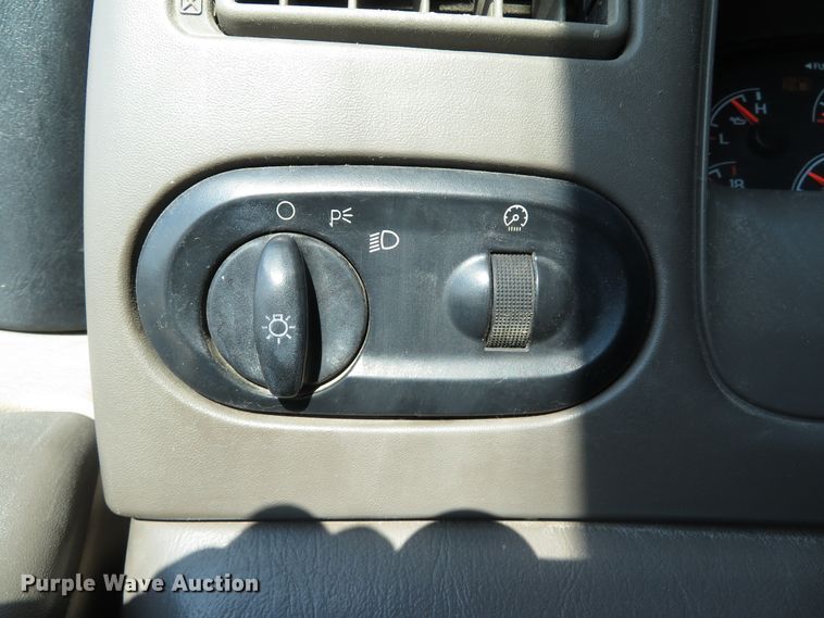 image for item DH1564 2000 Ford Excursion Limited SUV