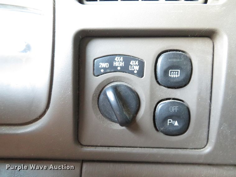 image for item DH1564 2000 Ford Excursion Limited SUV