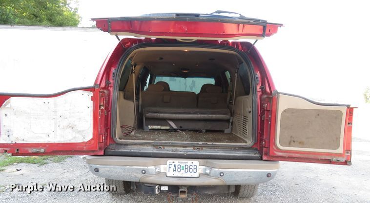 image for item DH1564 2000 Ford Excursion Limited SUV