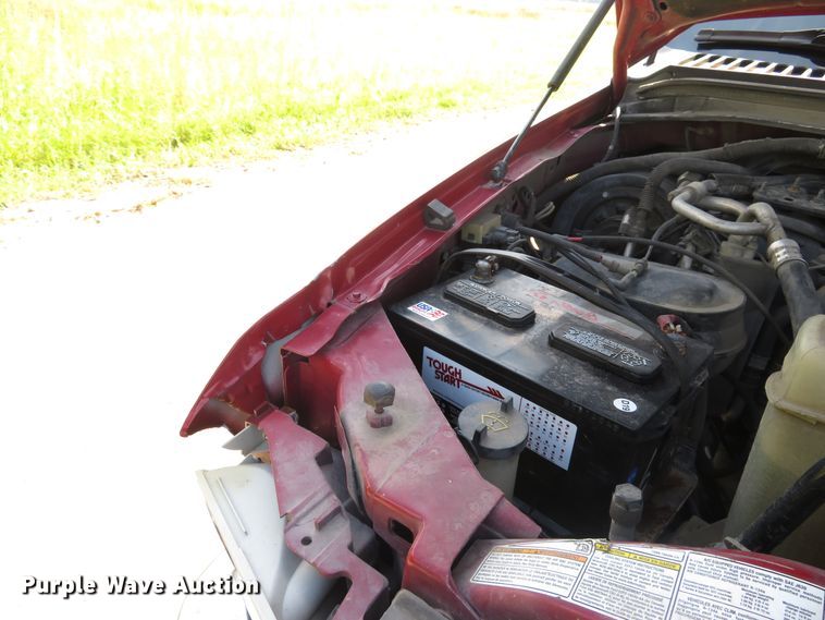 image for item DH1564 2000 Ford Excursion Limited SUV