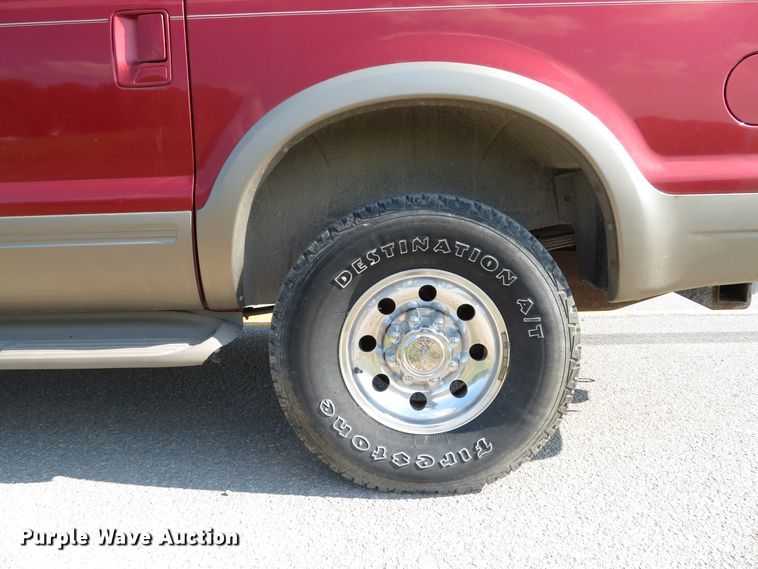 image for item DH1564 2000 Ford Excursion Limited SUV