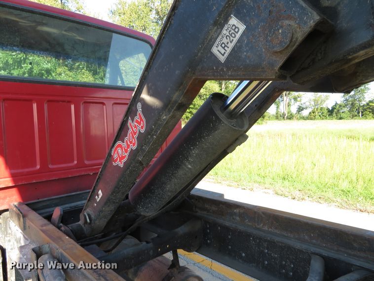 image for item DH1565 1996 Ford F800 dump truck