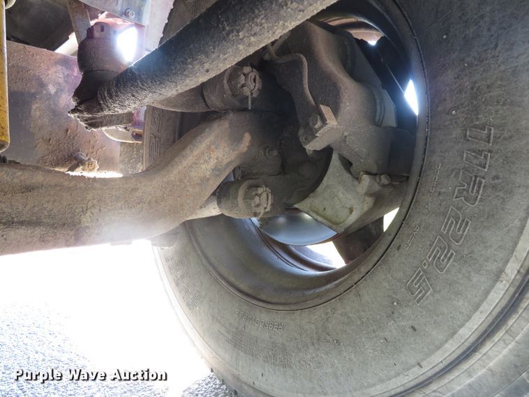 image for item DH1565 1996 Ford F800 dump truck