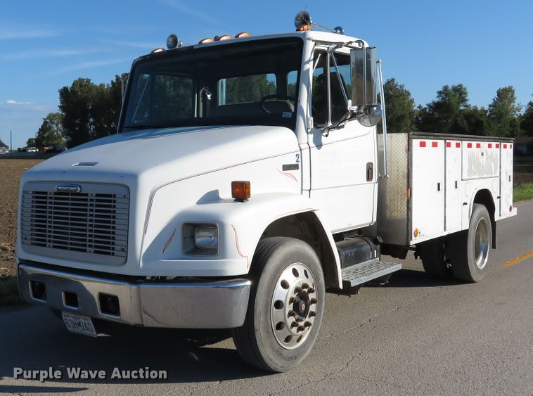 image for item DH1566 2001 Freightliner FL60 utility truck